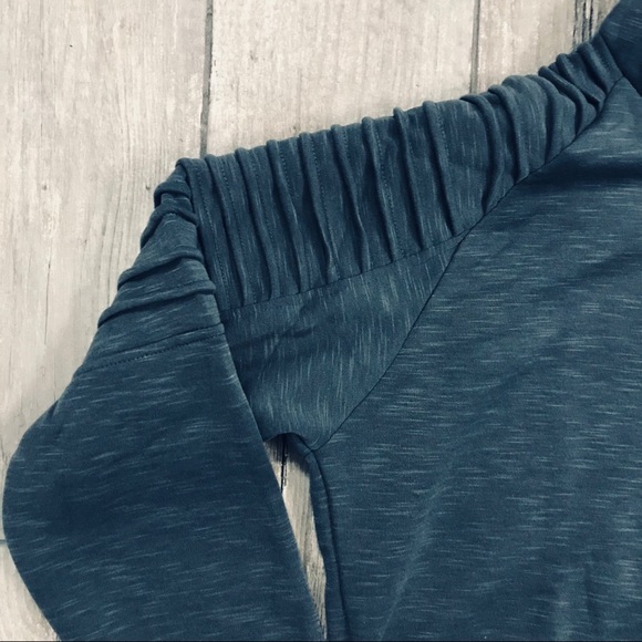 Modern Hoodie Sweatshirt Fleece Workout Gear - Picture 3 of 4